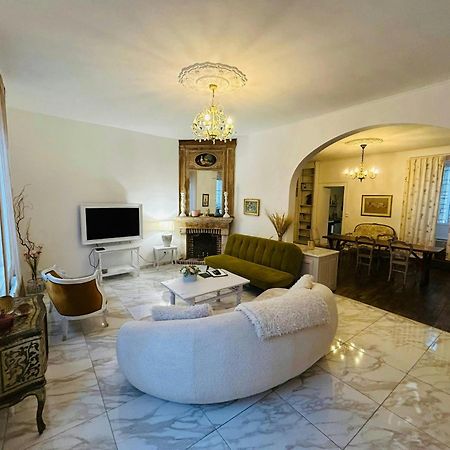 Magnifique Maison Dartiste La Maison Aerts Reims Luaran gambar